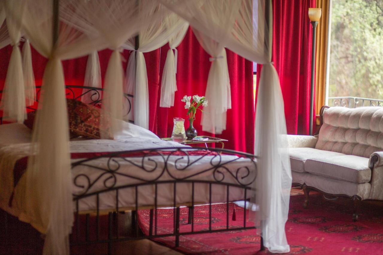Quiet Mind Lodge, Spa & Retreat Sequoias كيرنفيل المظهر الخارجي الصورة