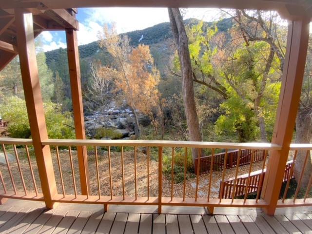 Quiet Mind Lodge, Spa & Retreat Sequoias كيرنفيل المظهر الخارجي الصورة