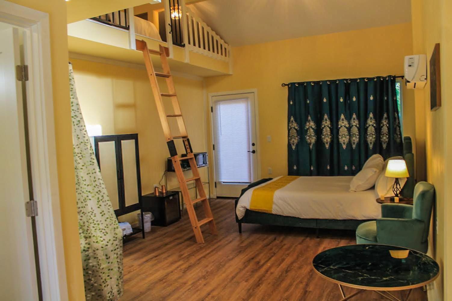 Quiet Mind Lodge, Spa & Retreat Sequoias كيرنفيل المظهر الخارجي الصورة